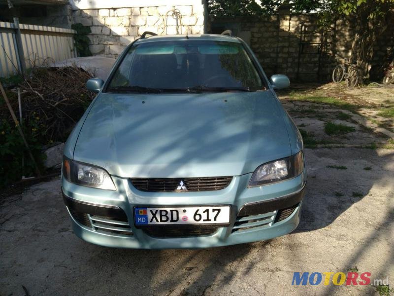 2004' Mitsubishi Space Star photo #2