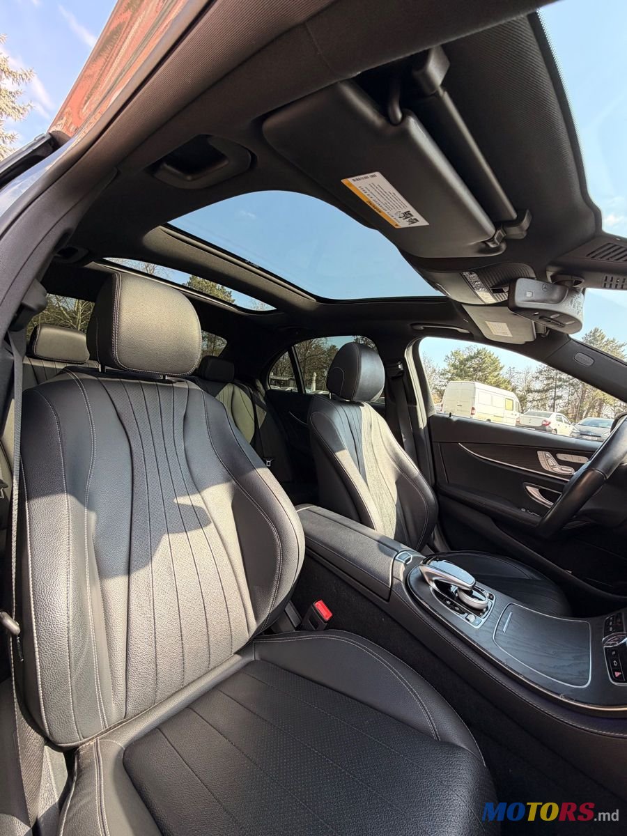 2019' Mercedes-Benz E-Class photo #5