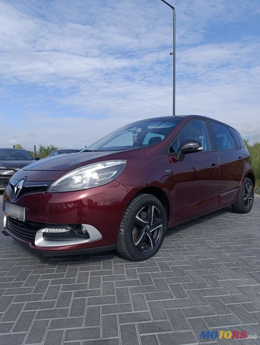 2015' Renault Scenic photo #1