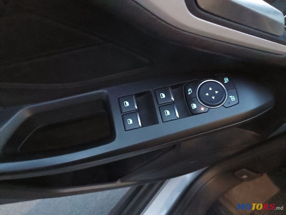 2019' Ford Focus photo #6