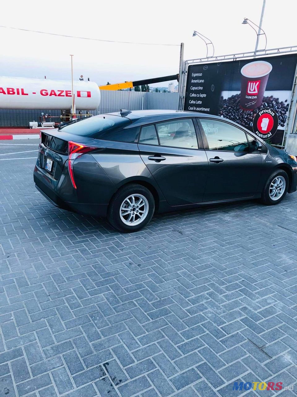 2016' Toyota Prius photo #6