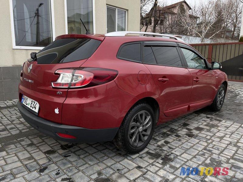 2014' Renault Megane photo #4