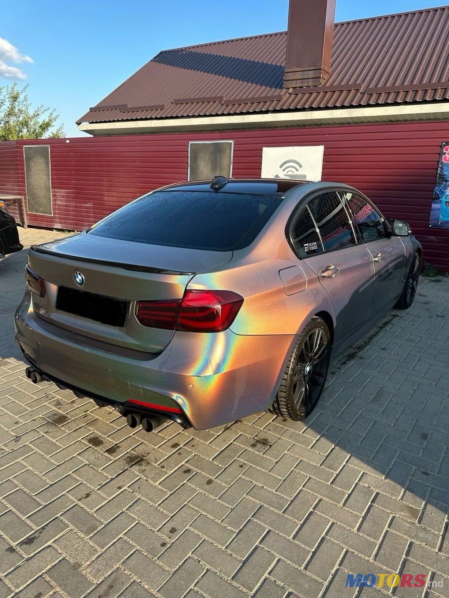 2017' BMW 3 Series photo #4