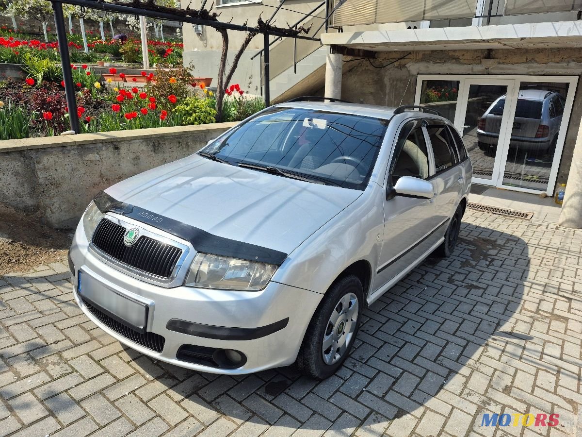 2007' Skoda Fabia photo #5