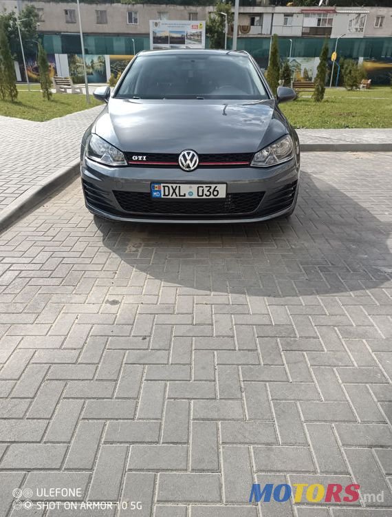 2015' Volkswagen Golf photo #1