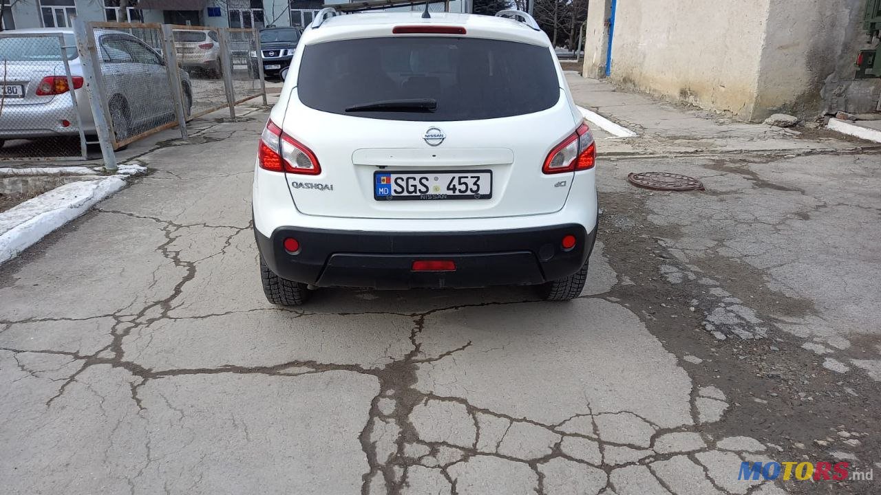 2012' Nissan Qashqai photo #2