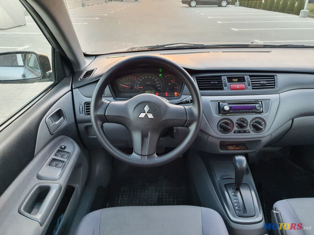 2008' Mitsubishi Lancer photo #5