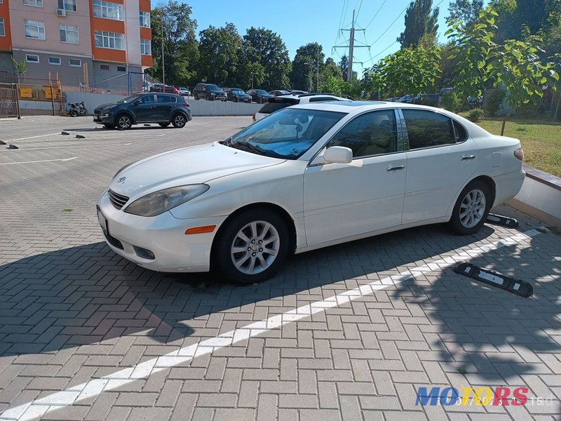 2002' Lexus Es Series photo #2