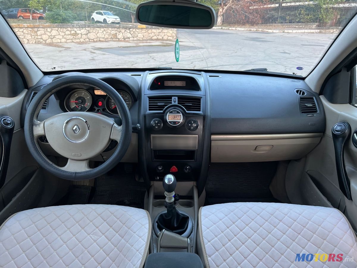 2006' Renault Megane photo #3