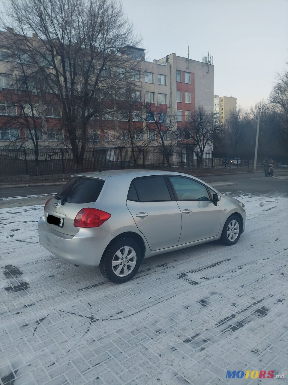 2009' Toyota Auris photo #1