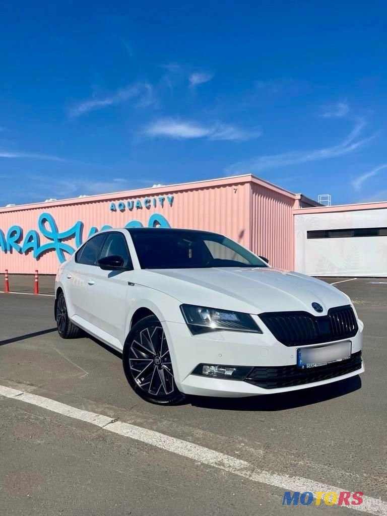 2016' Skoda Superb photo #3