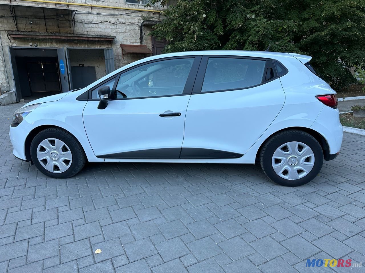 2016' Renault Clio photo #6