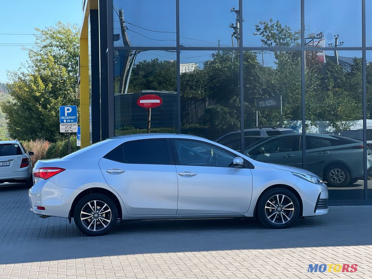 2018' Toyota Corolla photo #5