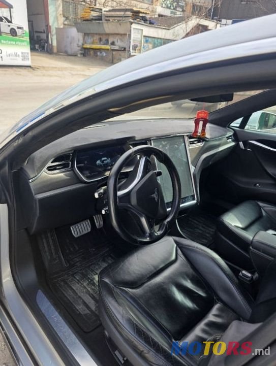 2016' Tesla Model S photo #6