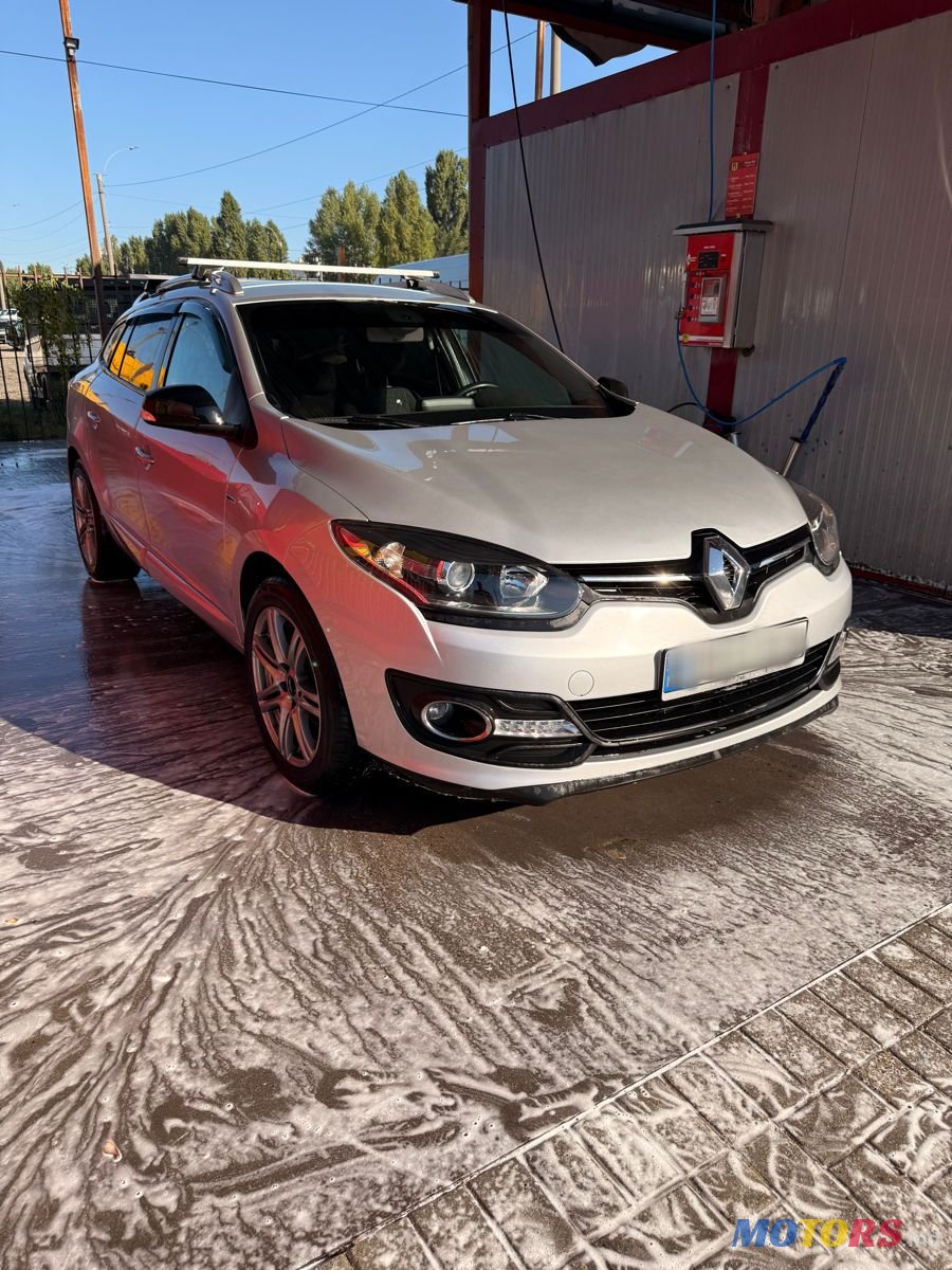 2015' Renault Megane photo #1