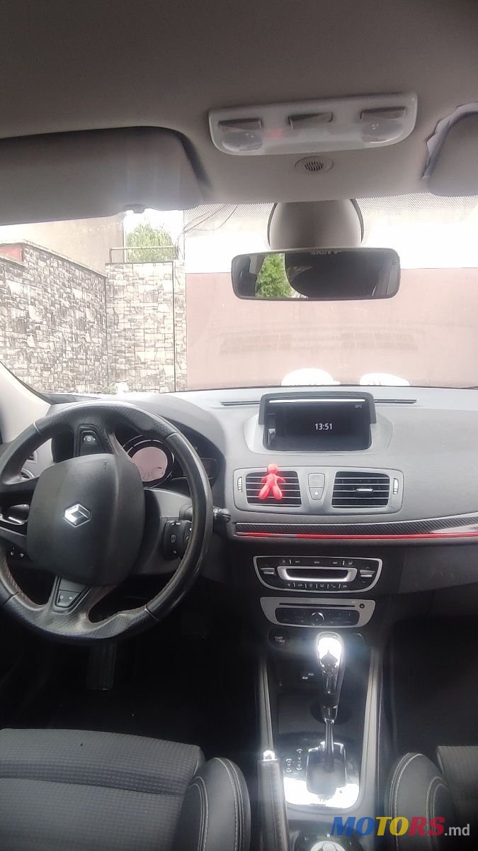 2014' Renault Megane photo #4