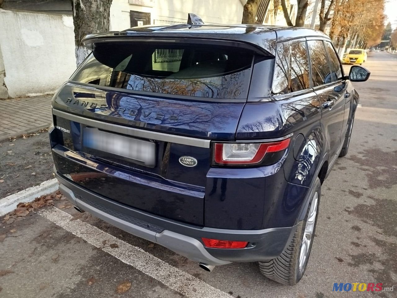 2019' Land Rover Range Rover Evoque photo #4