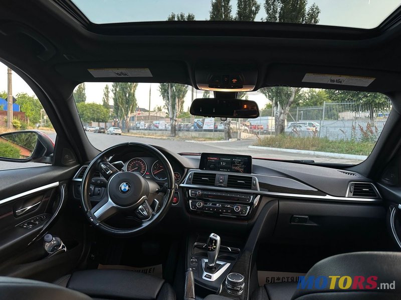 2017' BMW 3 Series photo #3