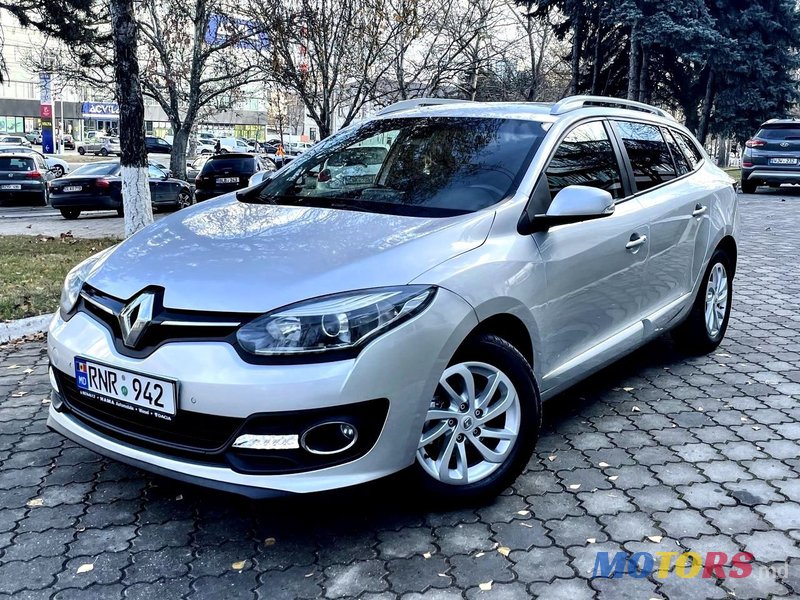 2014' Renault Megane photo #3