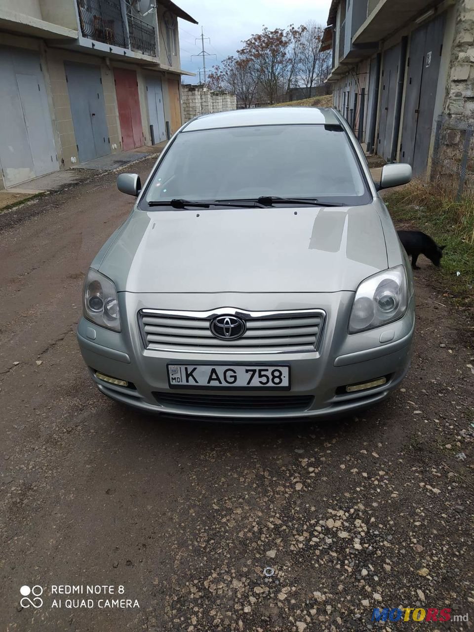 2005' Toyota Avensis photo #2