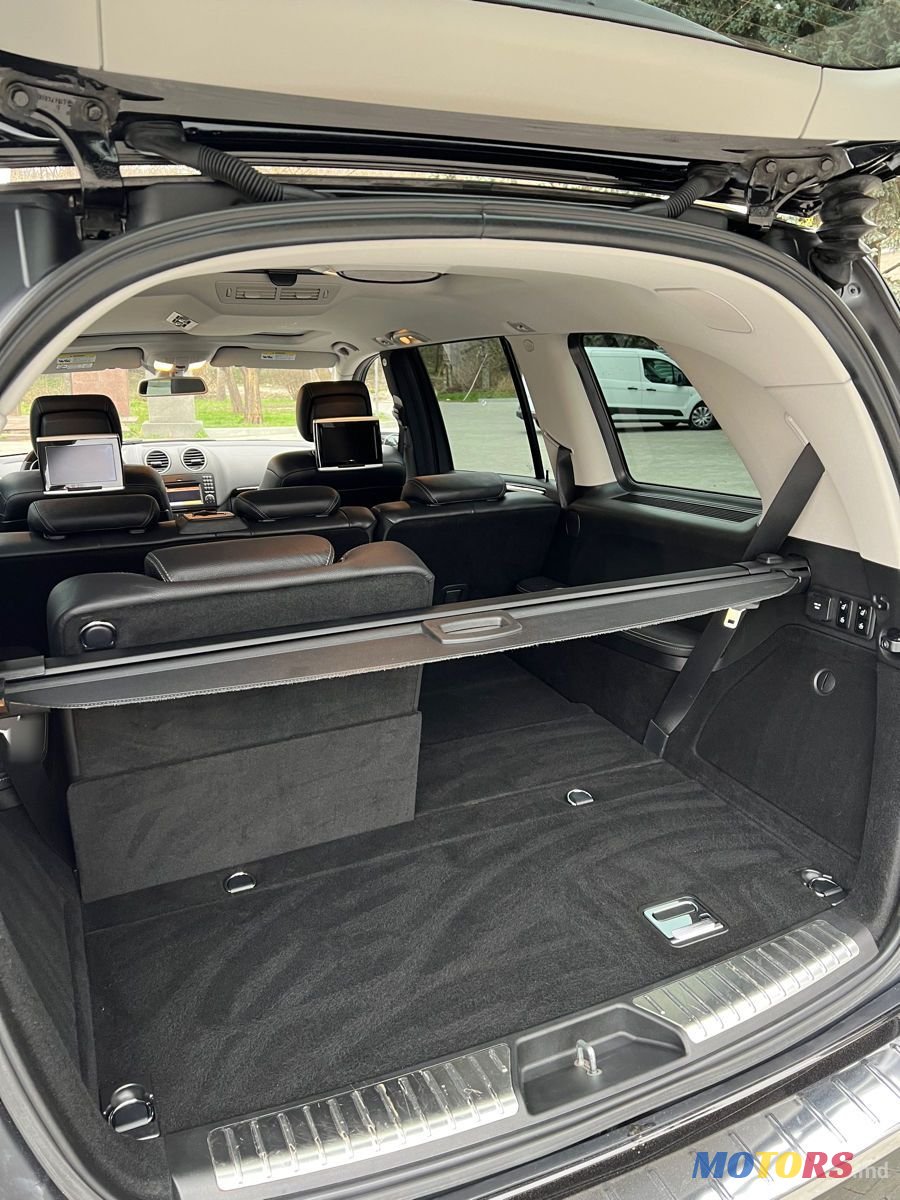 2009' Mercedes-Benz GL-Class photo #5