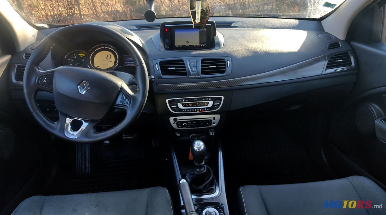 2013' Renault Megane photo #4