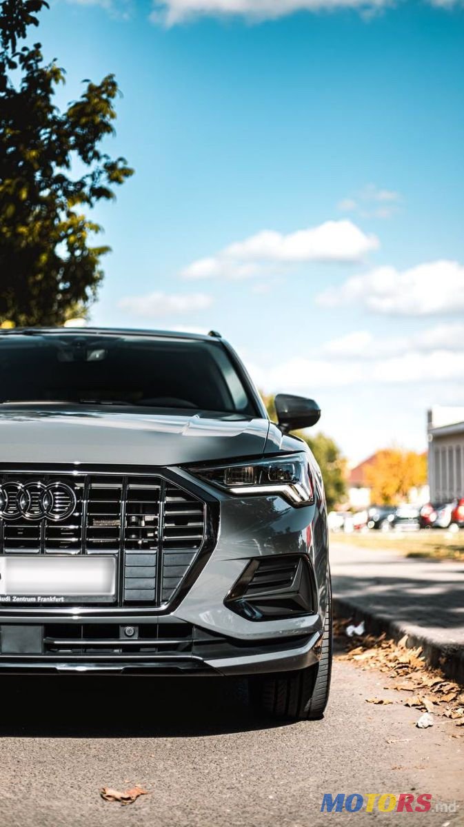 2019' Audi Q3 photo #3