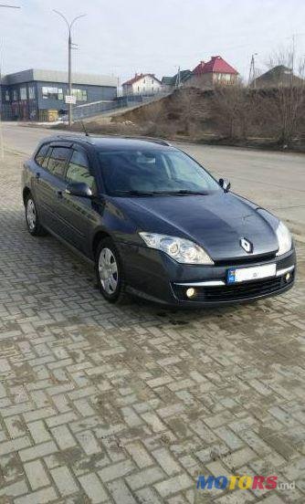 2008' Renault Laguna photo #2