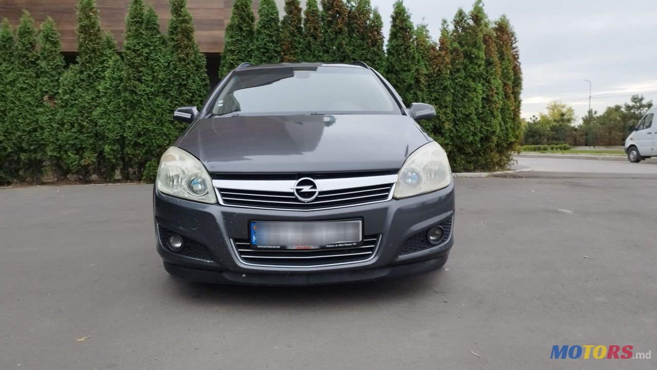 2009' Opel Astra photo #1