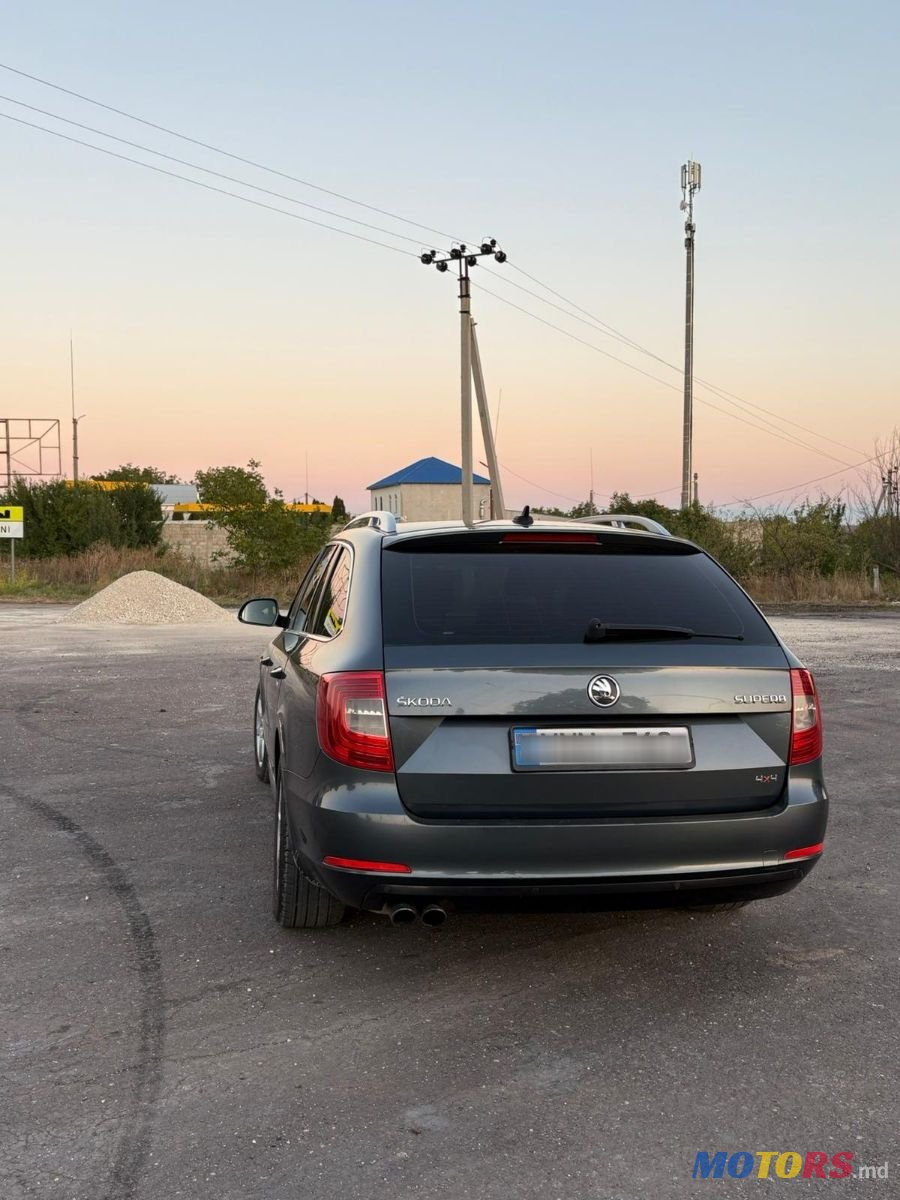 2014' Skoda Superb photo #6