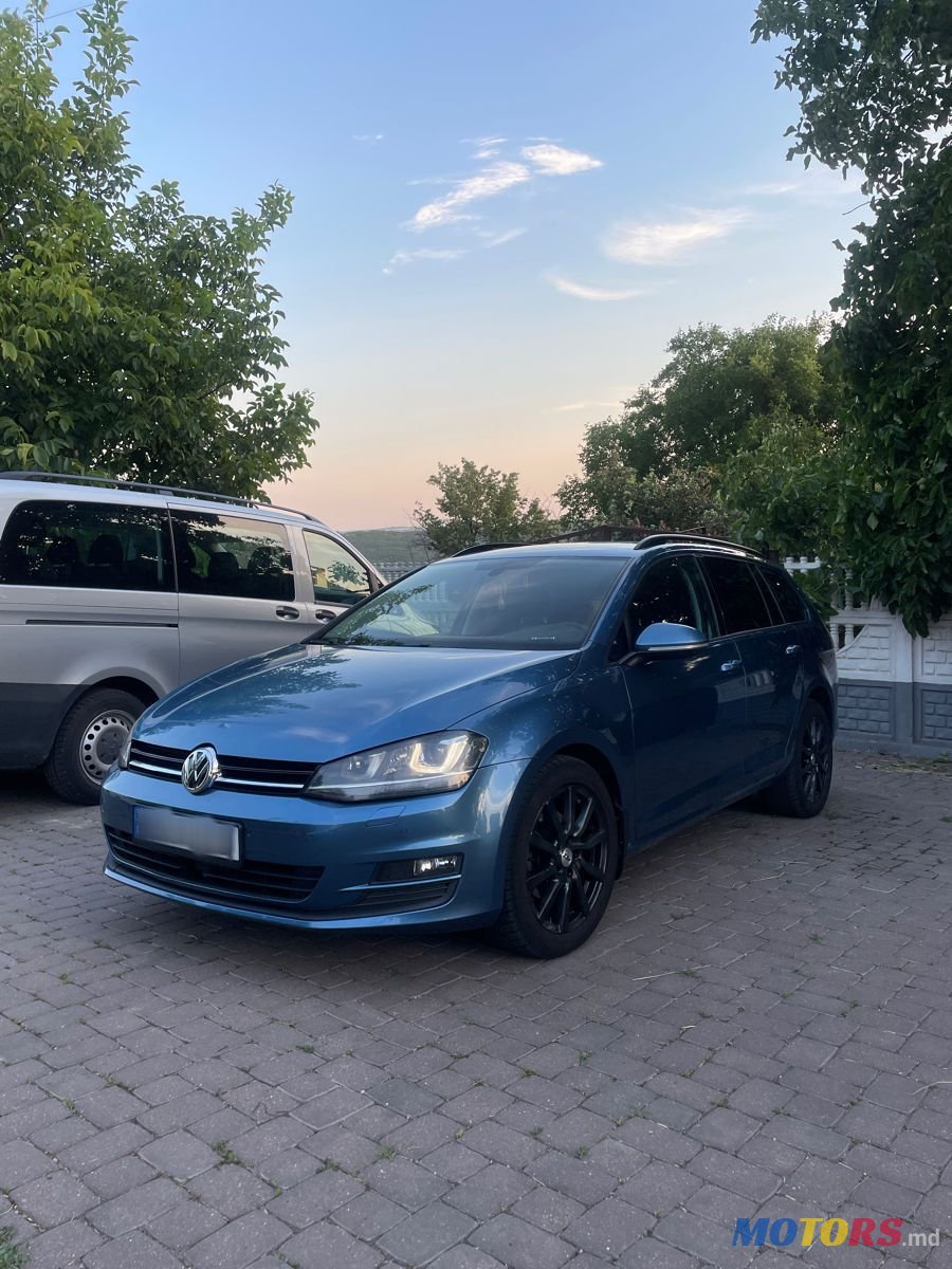 2015' Volkswagen Golf photo #1