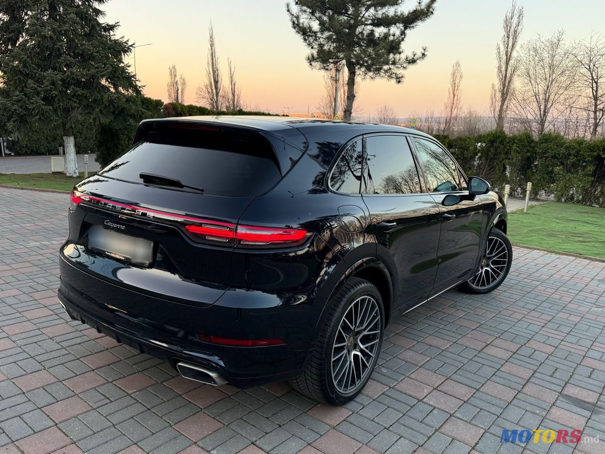 2019' Porsche Cayenne photo #4