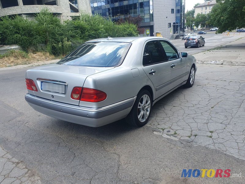 1999' Mercedes-Benz E Класс photo #5