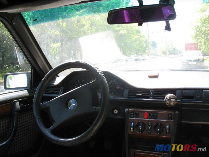 1987' Mercedes-Benz 200 photo #7