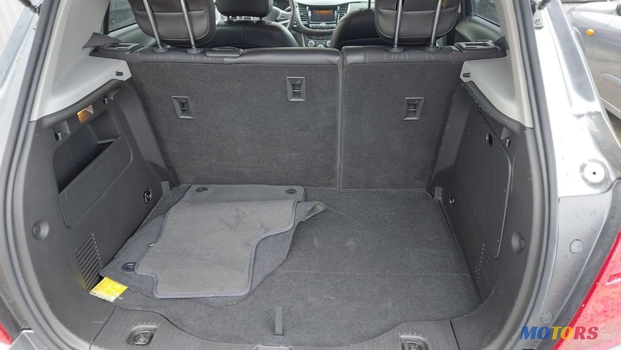 2019' Chevrolet Trax photo #6