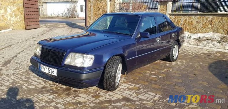 1995' Mercedes-Benz 124 photo #4