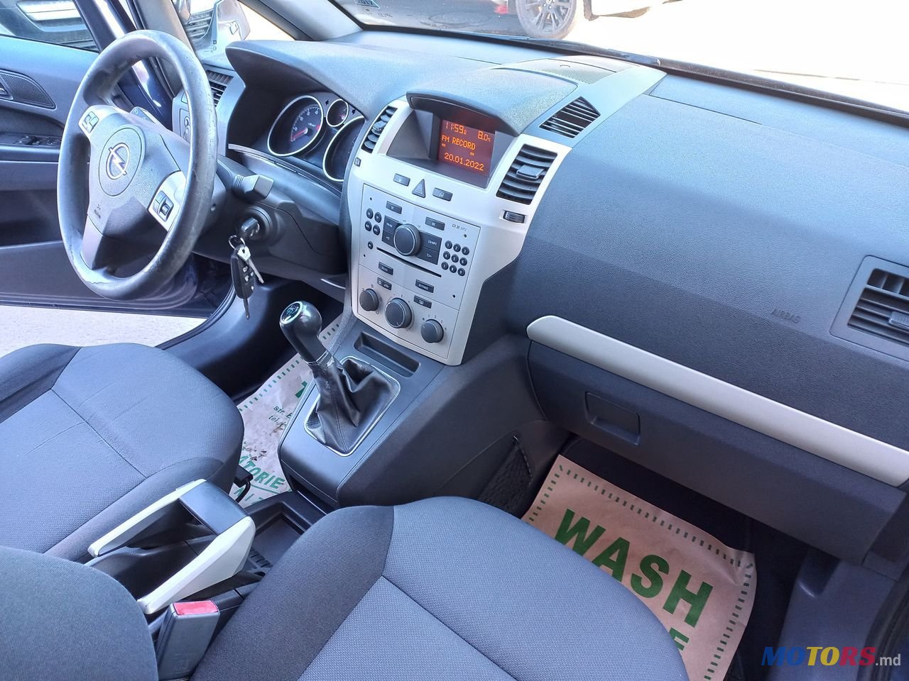 2008' Opel Zafira photo #3