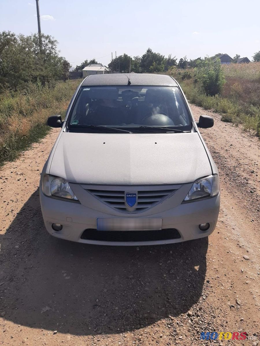 2007' Dacia Logan photo #2