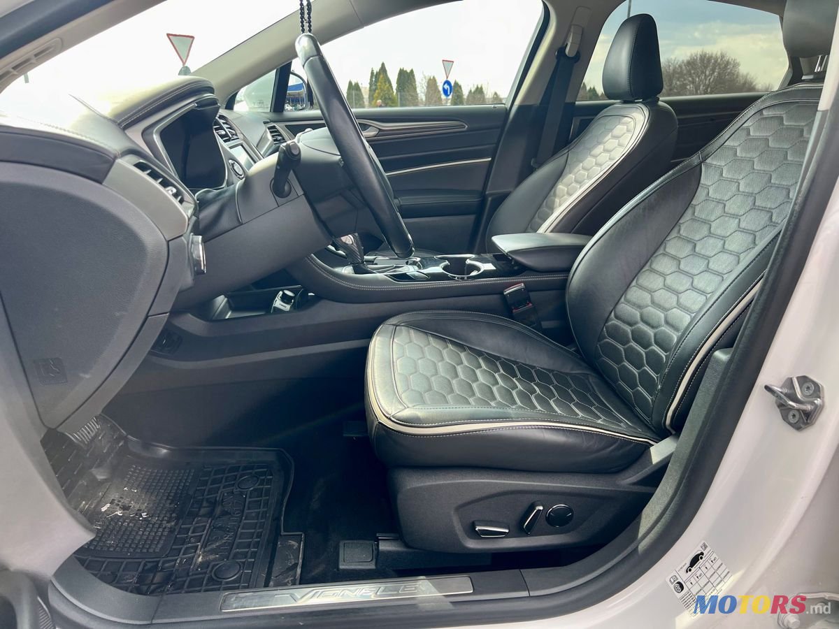 2019' Ford Mondeo photo #3