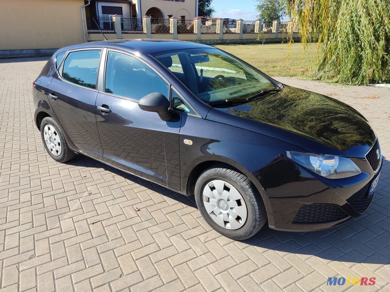 2011' SEAT Ibiza photo #4