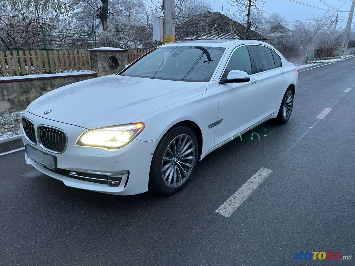 2015' BMW 7 Series photo #4