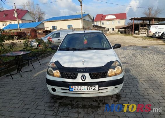 2005' Renault Clio Symbol photo #2