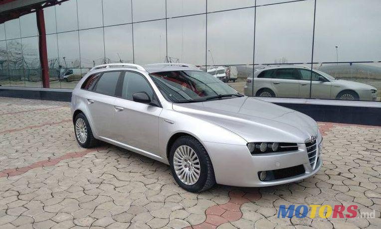 2008' Alfa Romeo 159 photo #2