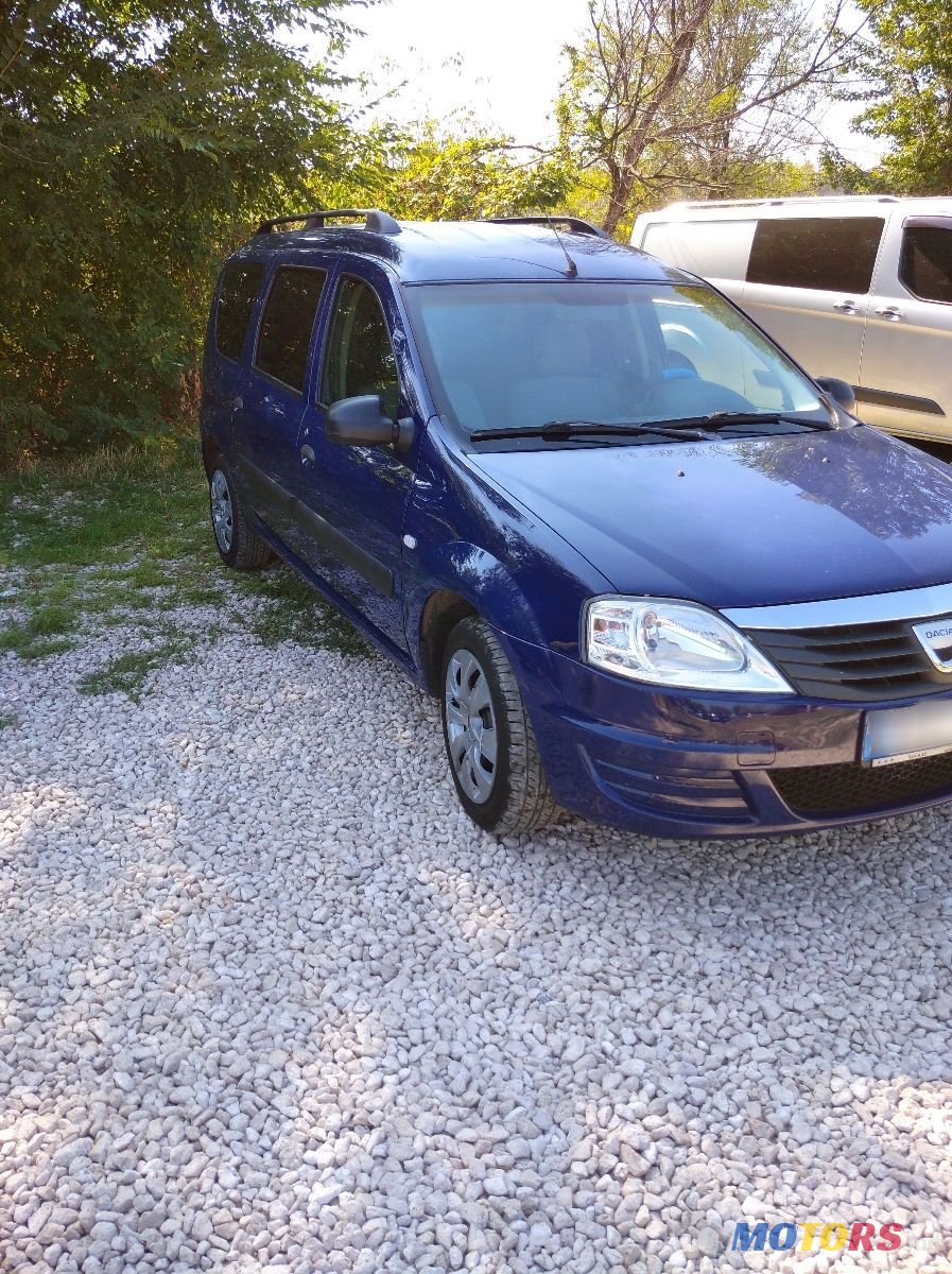 2009' Dacia Logan Mcv photo #2