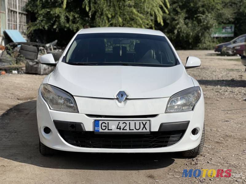 2010' Renault Megane photo #1