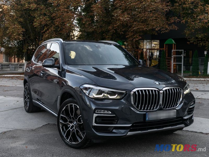 2019' BMW X5 photo #1