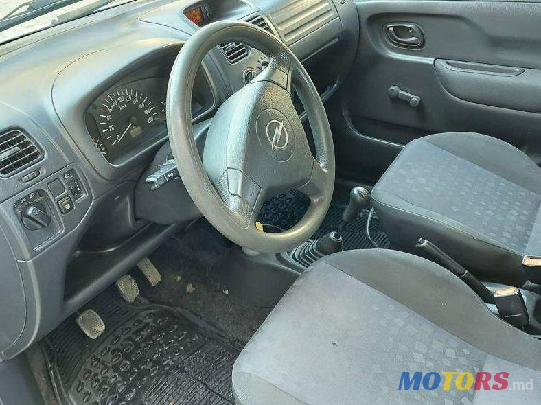 2005' Opel Agila photo #3