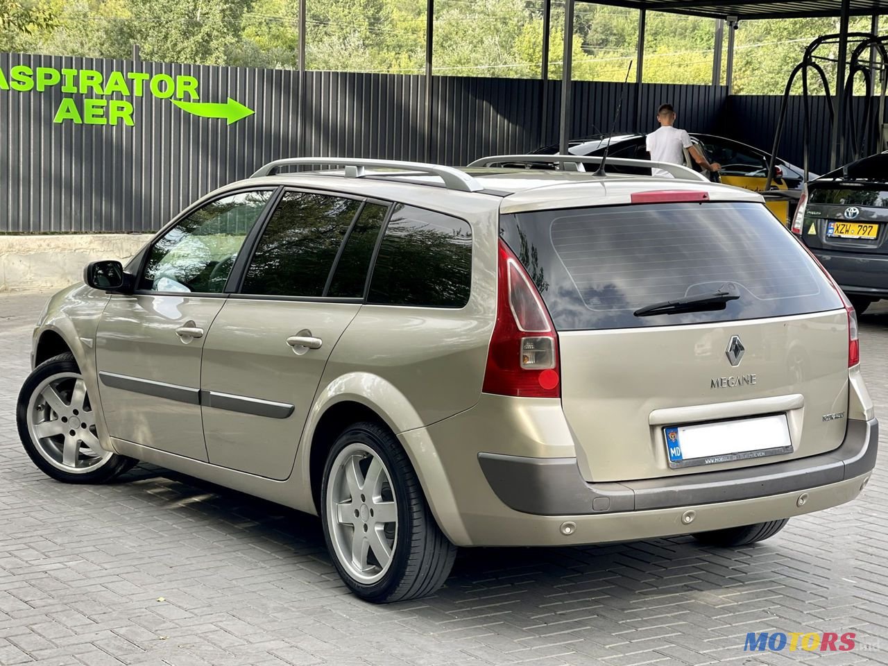 2007' Renault Megane photo #3