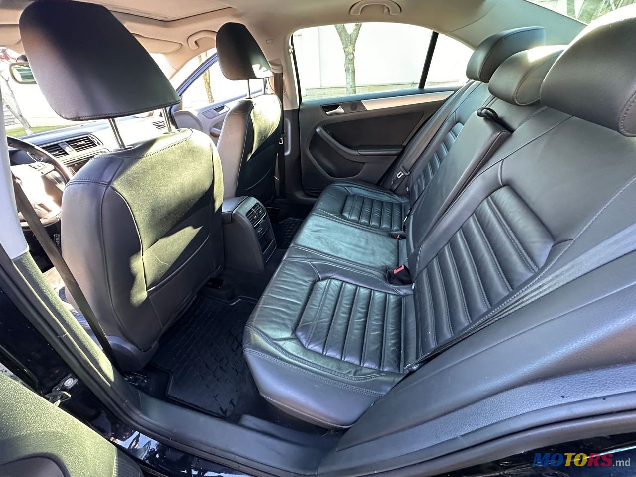 2014' Volkswagen Jetta photo #6