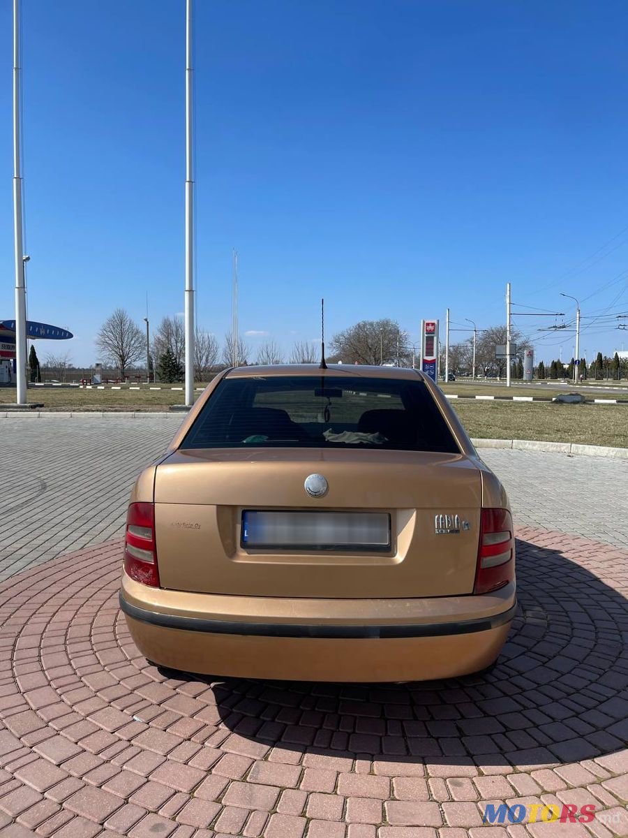 2002' Skoda Fabia photo #5